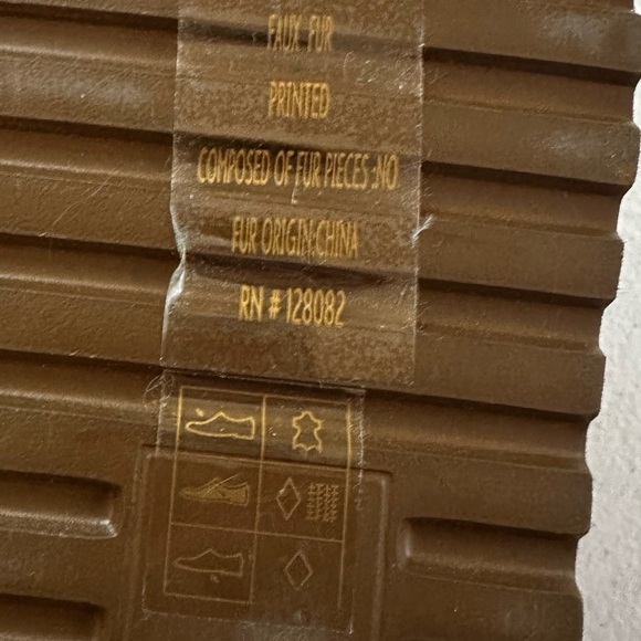 NWOB Dolce Vita Lelani Plush Flats Pecan Suede platform Mules faux fur lined 8.5 - Picture 9 of 14